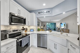 859 Tanbark Dr in Naples, FL - Building Photo - Building Photo