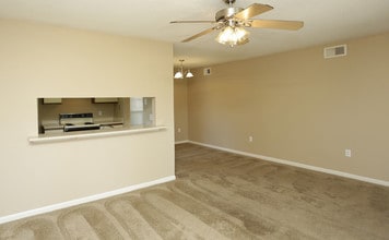 Cypress Acres in New Orleans, LA - Building Photo - Building Photo