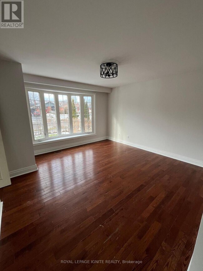 783 Scarborough Golf Club Rd in Toronto, ON - Building Photo - Building Photo