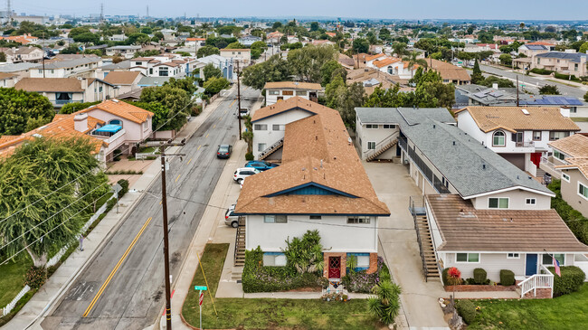 2701 Curtis Ave in Redondo Beach, CA - Building Photo - Building Photo