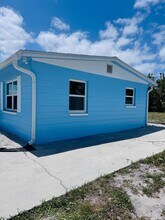 517 N 25th St in Fort Pierce, FL - Building Photo - Building Photo