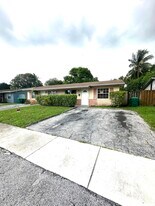5644 NW 14th Ct in Lauderhill, FL - Building Photo