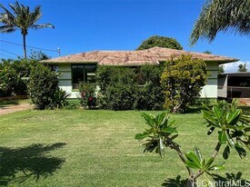 67-215-215 Kaliuna St in Waialua, HI - Building Photo