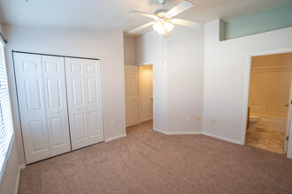 3901 SW 20th Ave, Unit 205 in Gainesville, FL - Building Photo - Building Photo