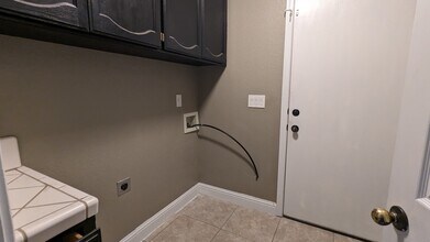 1666 W 4th St in Ripon, CA - Building Photo - Building Photo