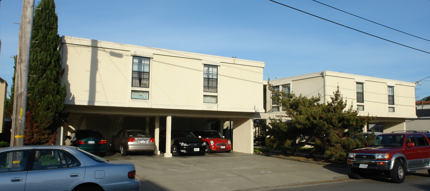 3263 Belmont Ave in El Cerrito, CA - Building Photo