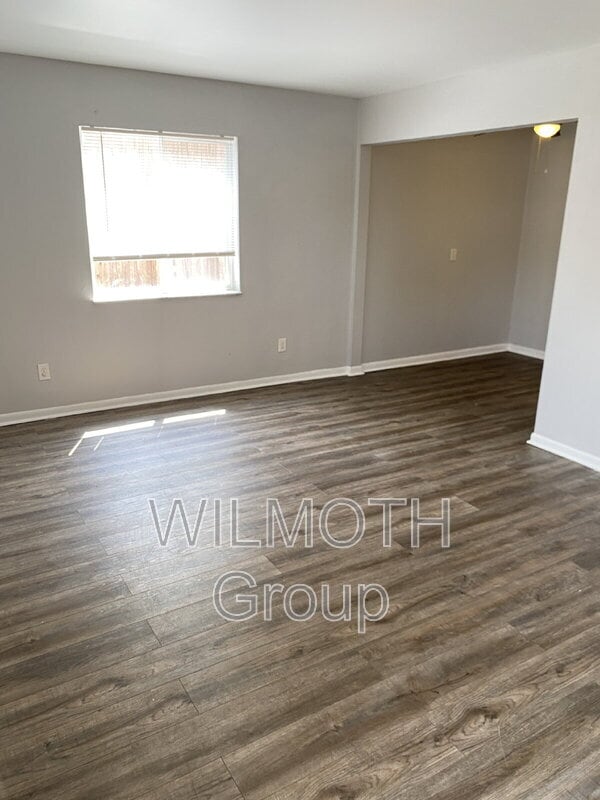 135 W Hendricks St in Shelbyville, IN - Building Photo - Building Photo