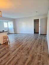 3 Osage Ct in Coram, NY - Building Photo - Building Photo