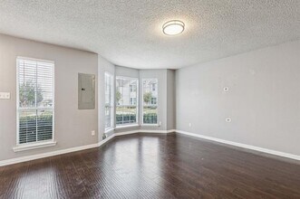 5724 Giddyup Ln in Fort Worth, TX - Building Photo - Building Photo