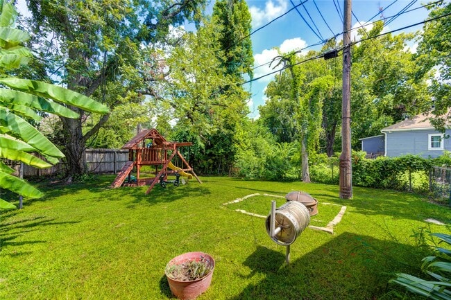 property at 511 Fugate St