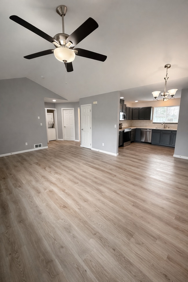 property at 1015 Lincoln St