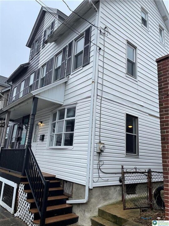 312 E Garrison St in Bethlehem, PA - Building Photo