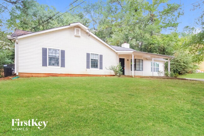 3972 McGill Dr in Decatur, GA - Foto de edificio - Building Photo