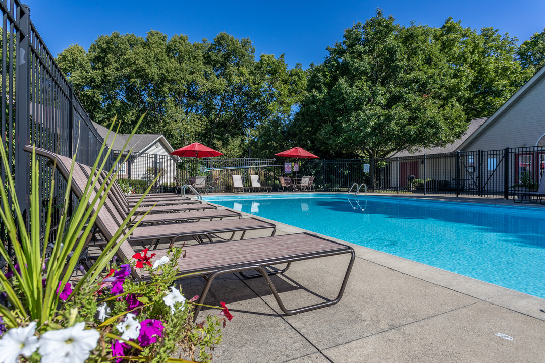 The Apartments at Winchester Cove in Groveport, OH - Building Photo