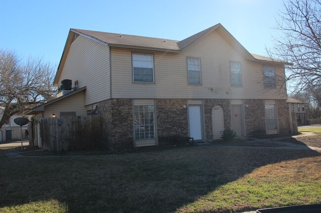 property at 4504 Chase Cir