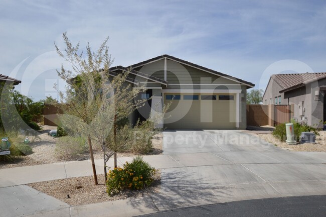 property at 2850 E Yuma Ave