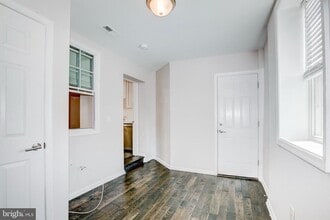 257 Newcomb St SE in Washington, DC - Foto de edificio - Building Photo