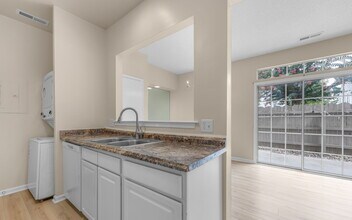 1409 Shortleaf Ln in Chesapeake, VA - Building Photo - Building Photo