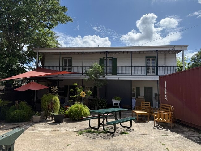 533 Spain St, Unit Upper, Unit Upper