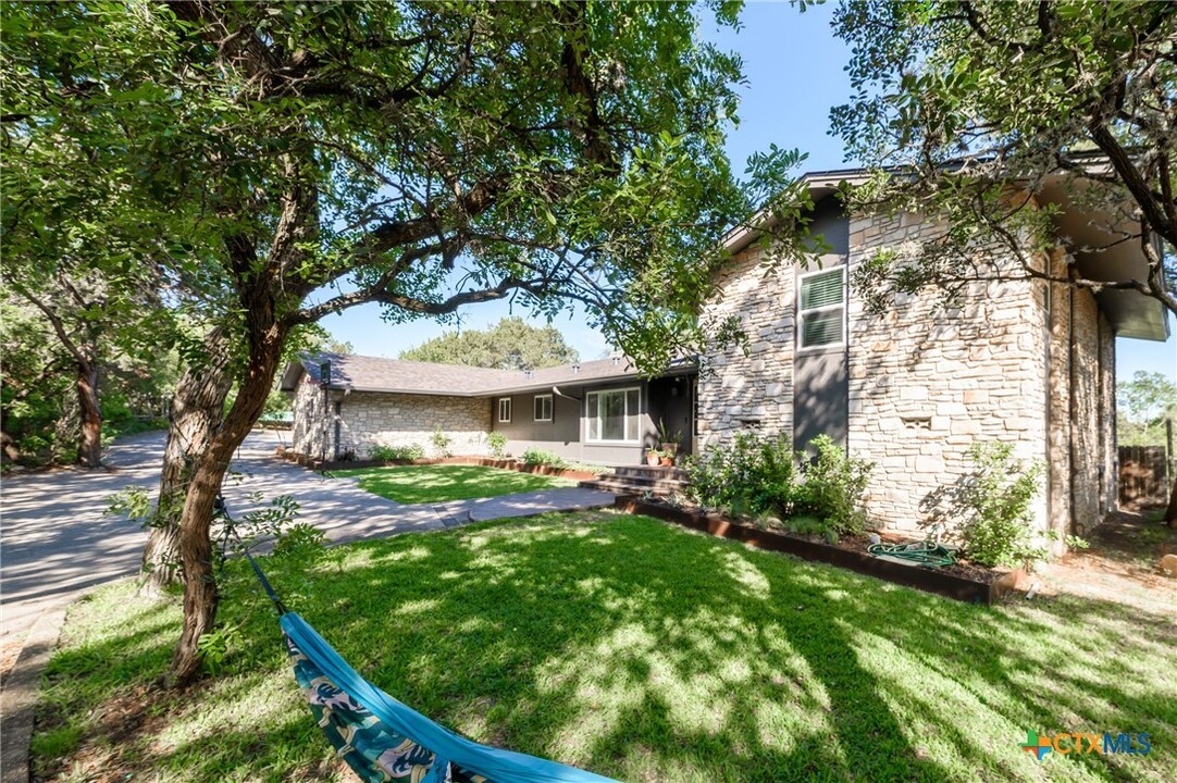 948 Encino Dr in New Braunfels, TX - Building Photo