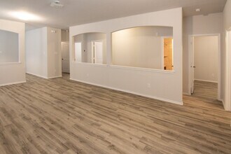 910 Dancing Sun Court in Baytown, TX - Building Photo - Building Photo