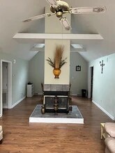 2368 Bateman Bridge Rd, Unit Forest Haven in Forest, VA - Foto de edificio - Building Photo