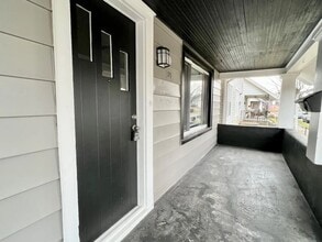 1121 Reservoir St in Hamilton, OH - Foto de edificio - Building Photo