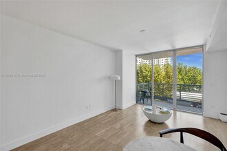 1445 16th St in Miami Beach, FL - Building Photo - Building Photo