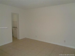 3777 NW 78th Ave-Unit -48C in Hollywood, FL - Building Photo - Building Photo