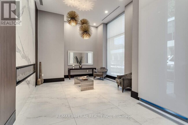 21 Balmuto St in Toronto, ON - Building Photo - Building Photo