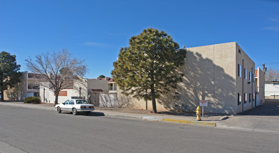 Tres Caminos in Albuquerque, NM - Building Photo - Building Photo