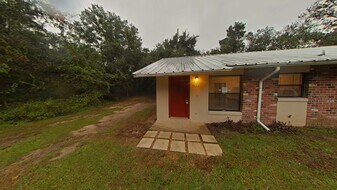 5844 NW 14th St in Ocala, FL - Building Photo