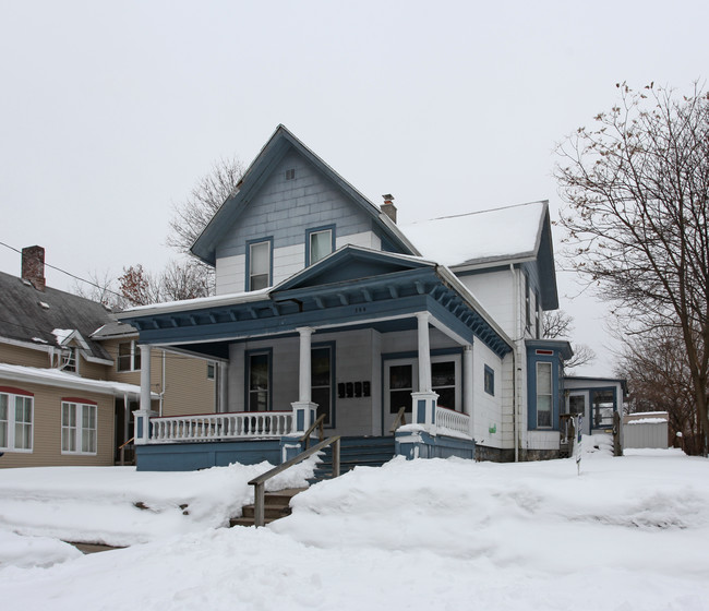 206-208 Third St in Jackson, MI - Foto de edificio - Building Photo