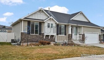 13038 S Muzzle Loader Dr in Herriman, UT - Building Photo