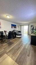 4550 W 16th Ave in Hialeah, FL - Building Photo - Building Photo