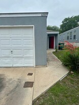 13147 Independence Ave, Unit 604 in San Antonio, TX - Building Photo