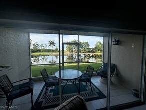 7065 Dennis Cir in Naples, FL - Building Photo - Building Photo