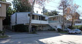 916 Arroyo Dr Apartments