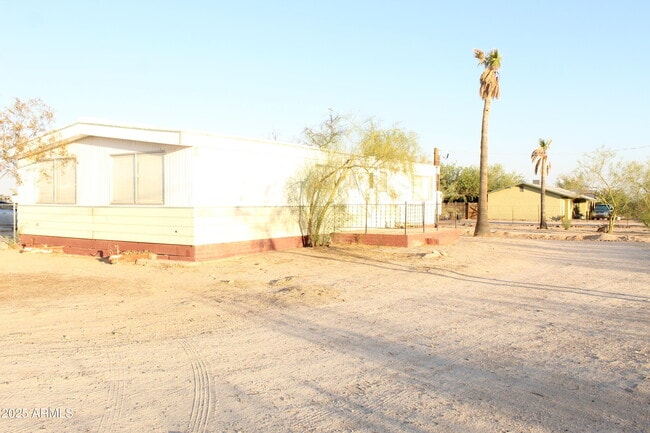 property at 10981 N Faldale Rd