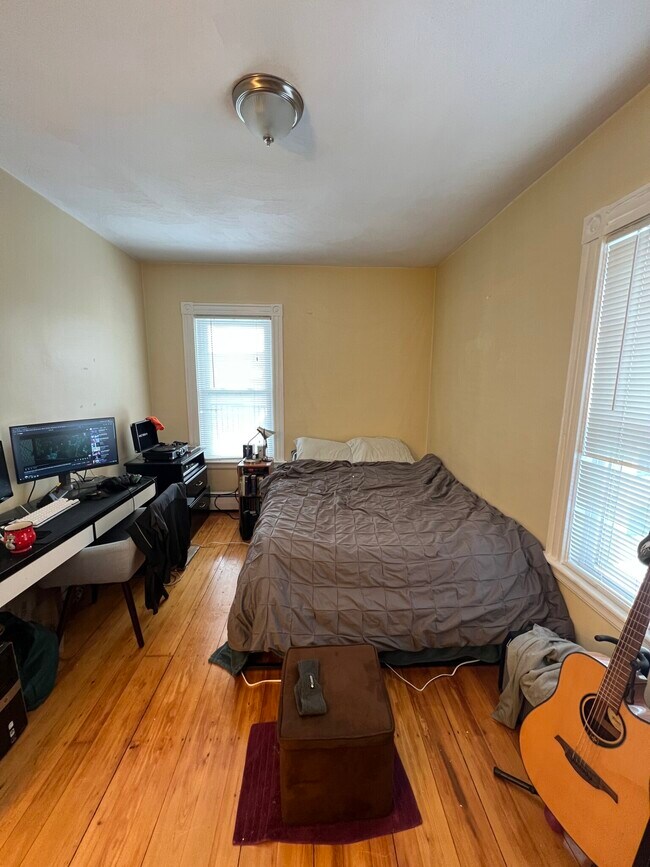 2 Gilson Ter, Unit 3 in Somerville, MA - Building Photo - Building Photo