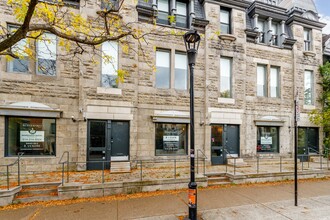 3948-3962 Saint-Denis Rue in Montréal, QC - Building Photo - Building Photo