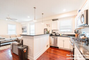 14 Duval St, Unit 1 in Boston, MA - Building Photo