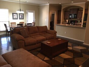 6100 Nancy Ellen St in Amarillo, TX - Building Photo - Building Photo