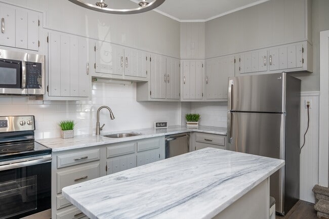 334 Penn Ave, Unit 1st Floor