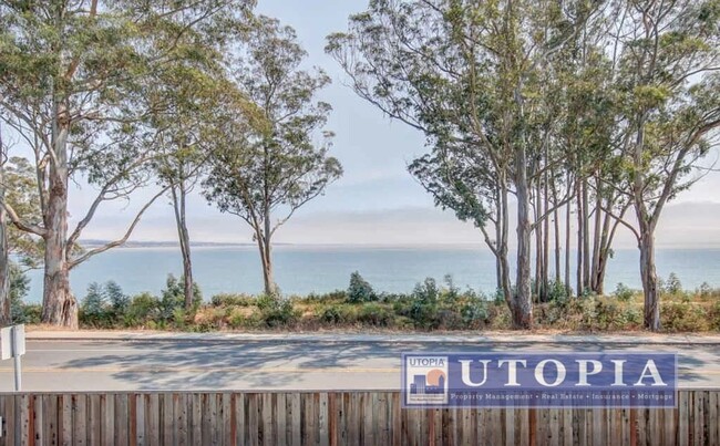 825 Balboa Ave in Capitola, CA - Building Photo - Building Photo