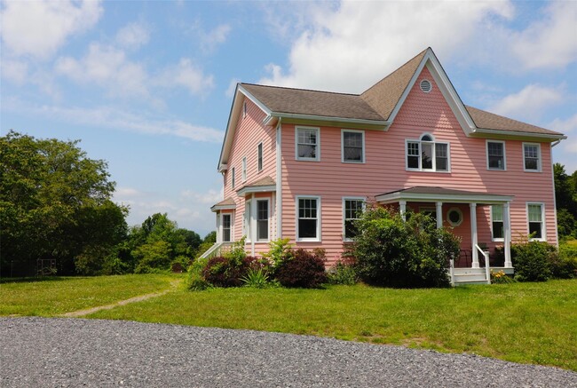 property at 29 Le Grand Ave