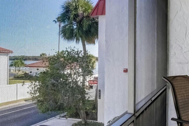10530 77th Terrace in Seminole, FL - Building Photo - Building Photo