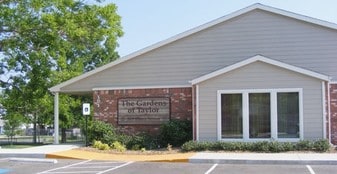 Gardens of Taylor - Ages 55+ ONLY Community in Taylor, TX - Building Photo