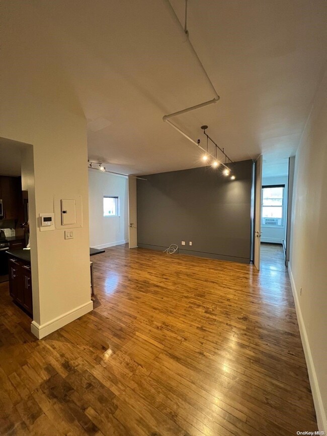 295 3rd Ave in New York, NY - Building Photo - Building Photo