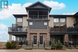 512 Pilot Private in Ottawa, ON - Building Photo
